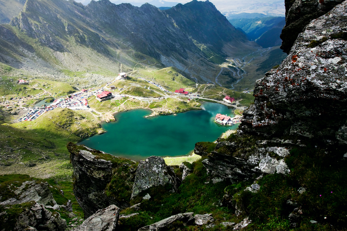 Travel: Mountain lakes to visit in Romania to escape the summer heat ...