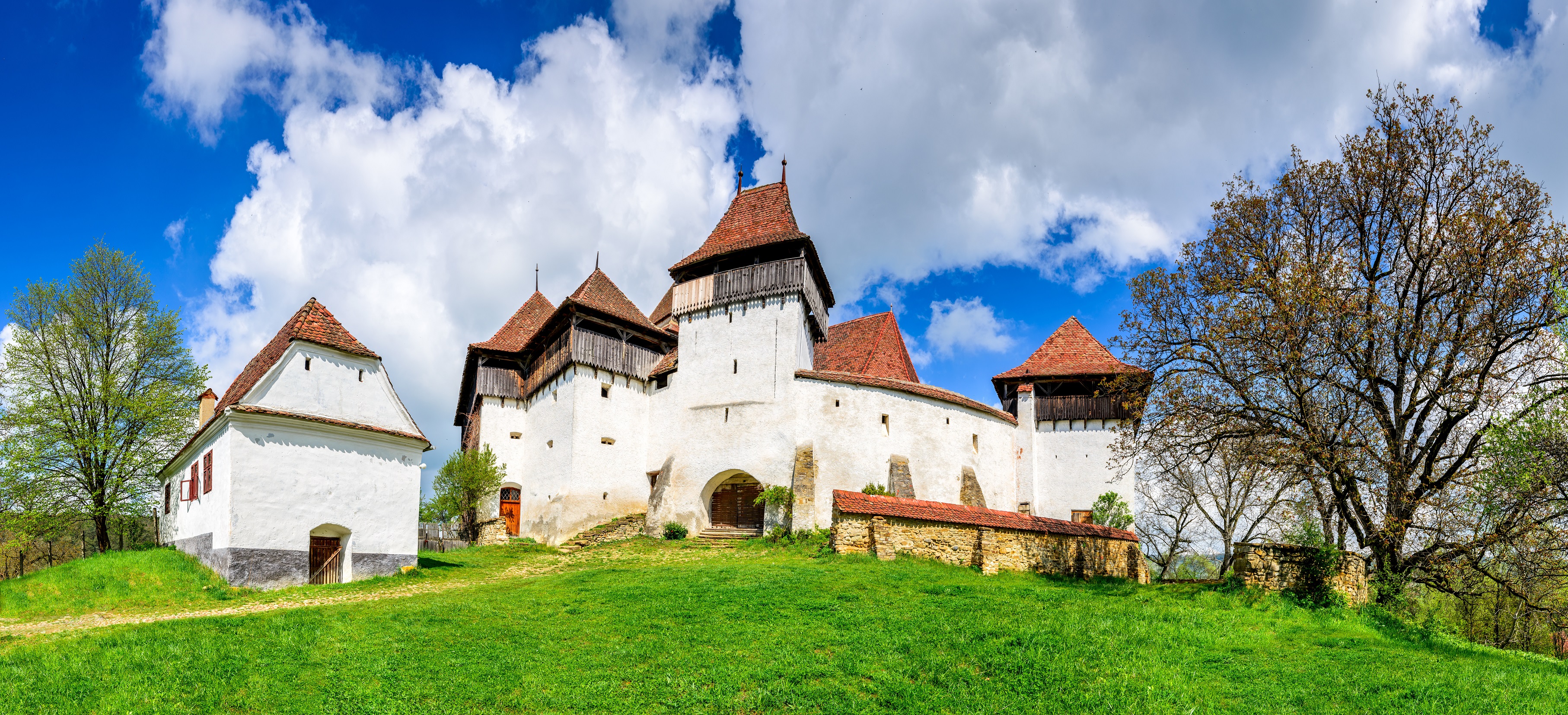 Top Spanish daily recommends readers 15 charming villages in Romania