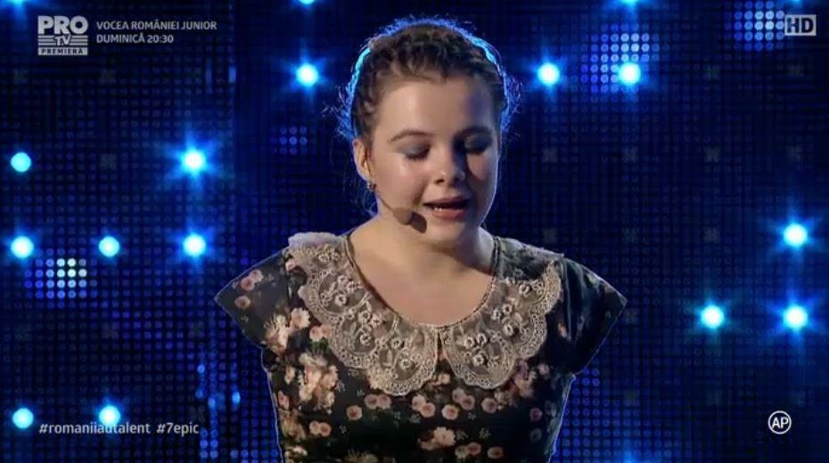 Romania’s Got Talent Girl with no arms impresses the audience to tears